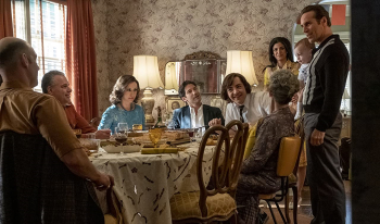 Foto © Barry Wetcher / Warner Bros. Entertainment Inc. 